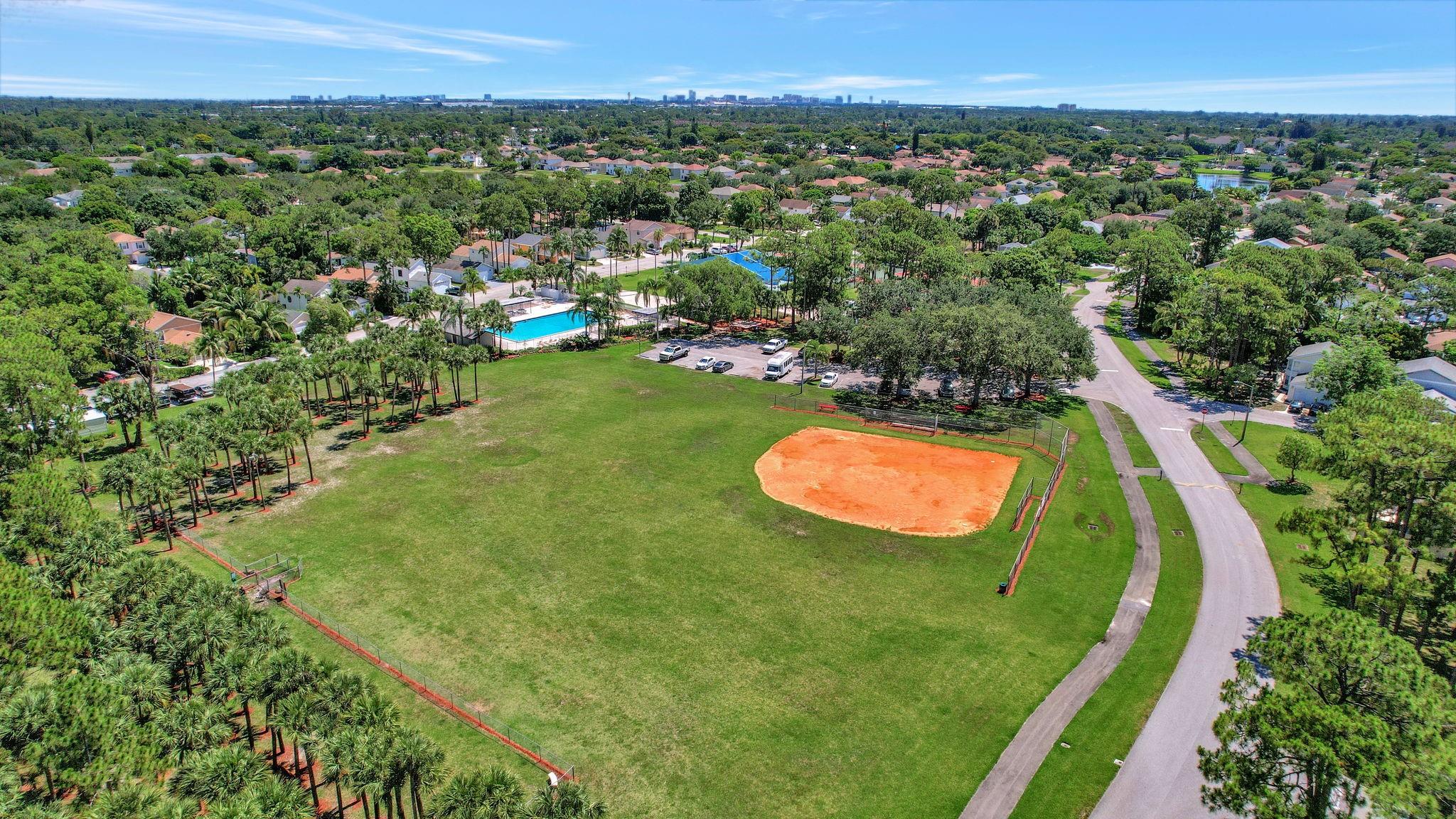 Victoria Woods 01 - Residential