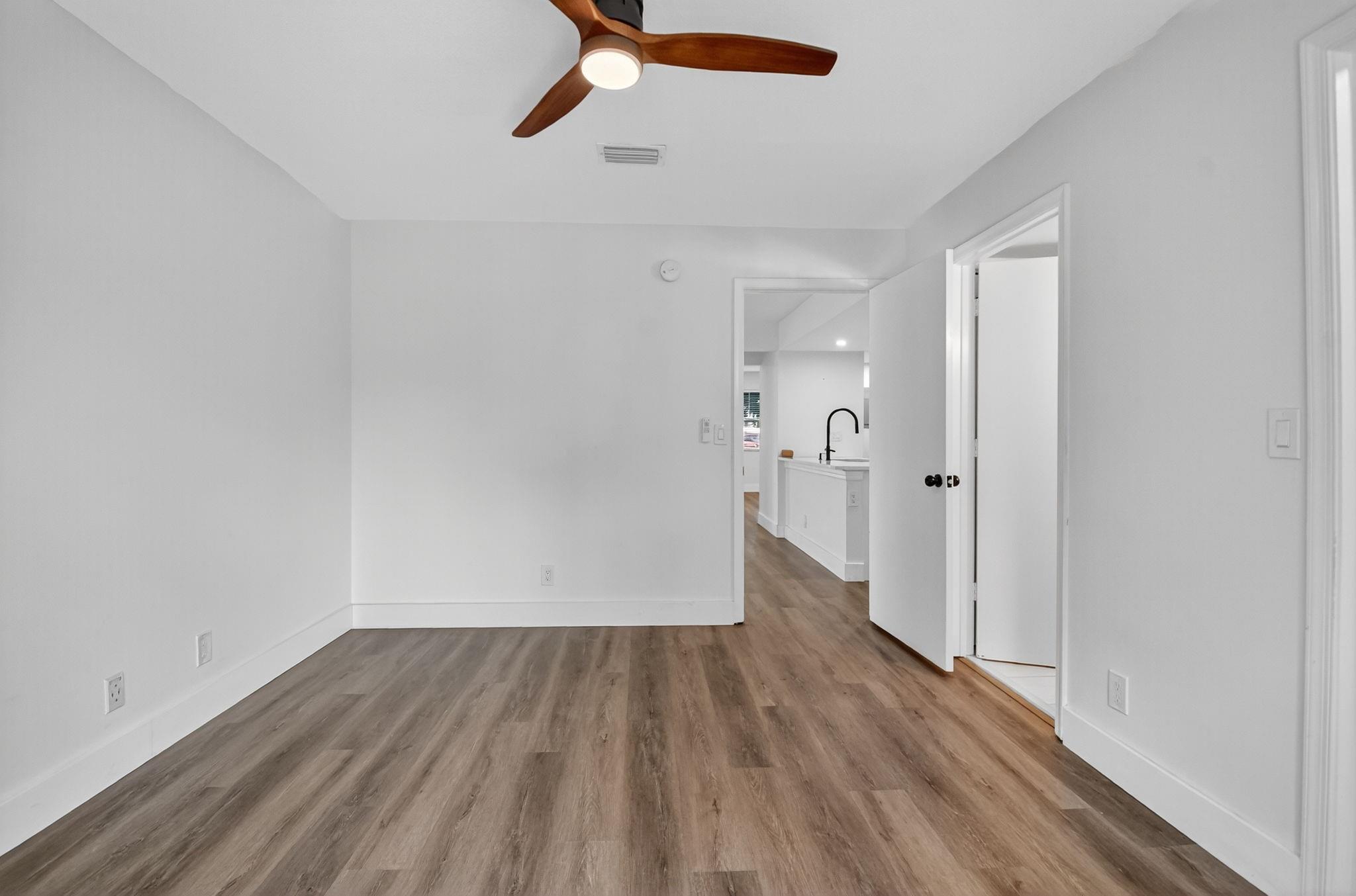 Victoria Woods 01 - Residential