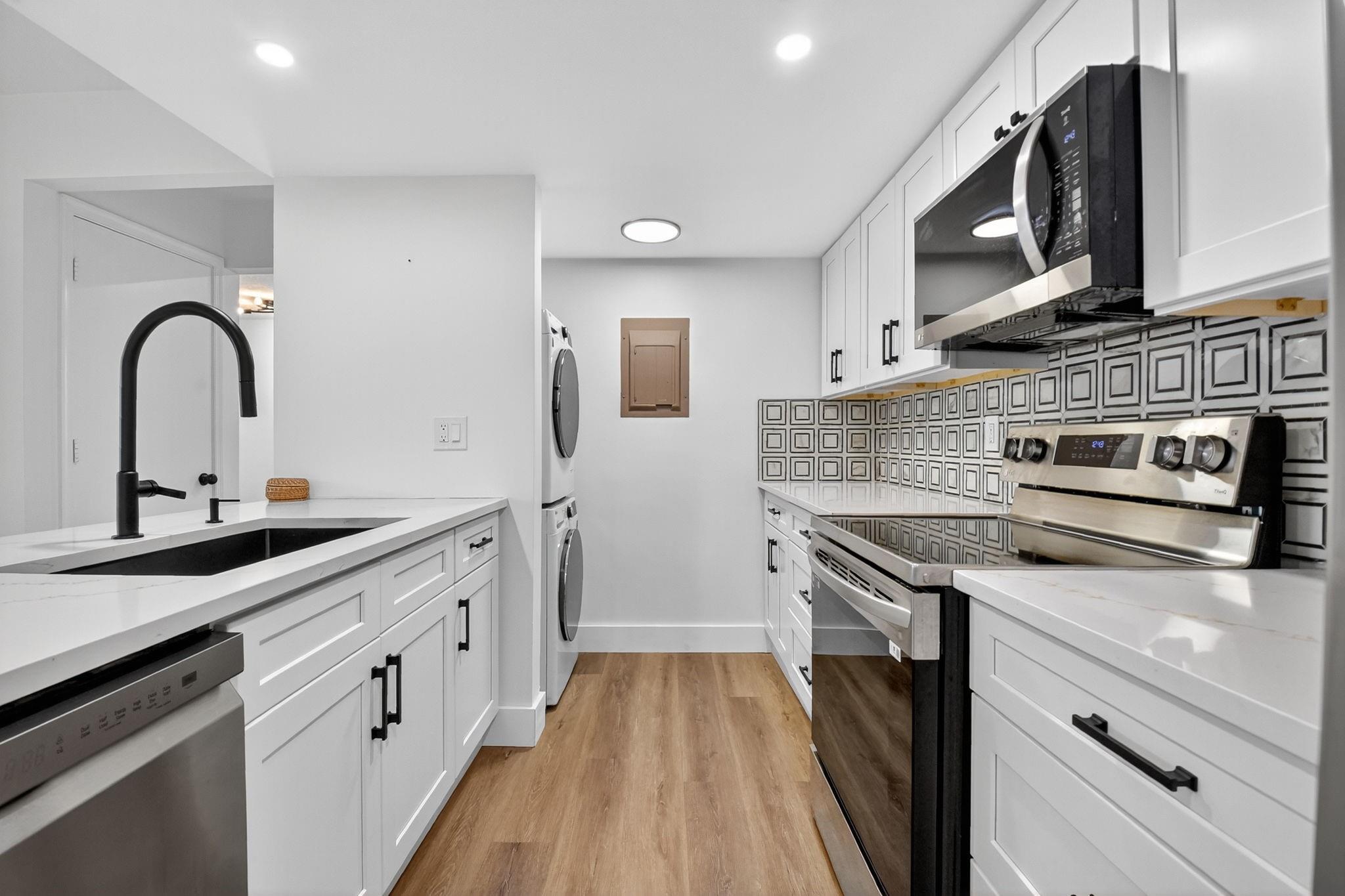 Victoria Woods 01 - Residential