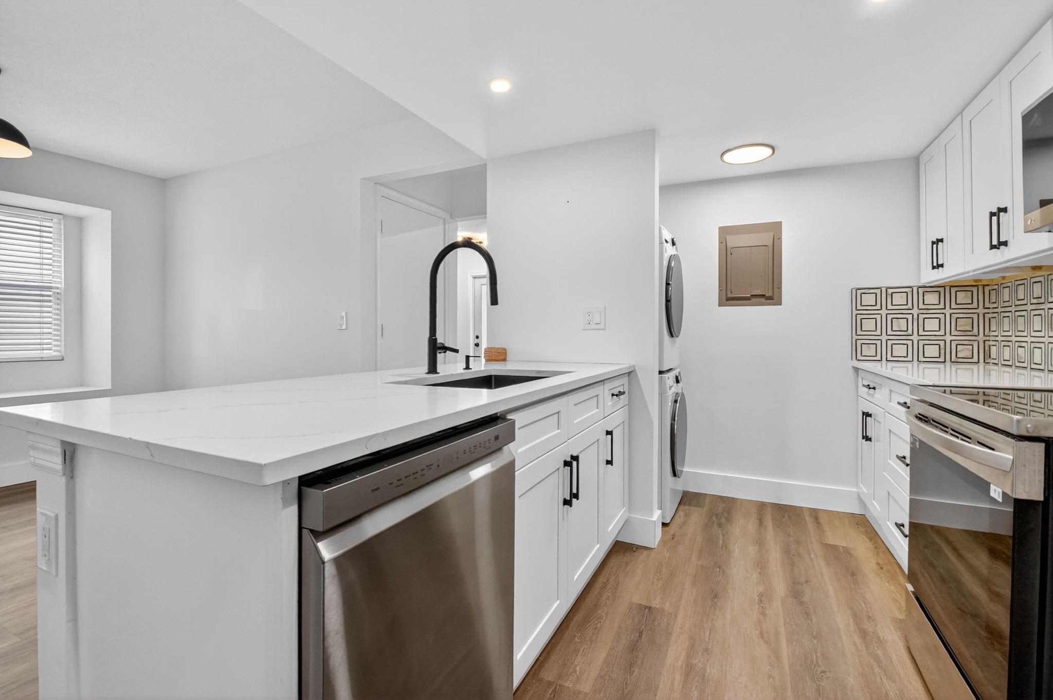 Victoria Woods 01 - Residential