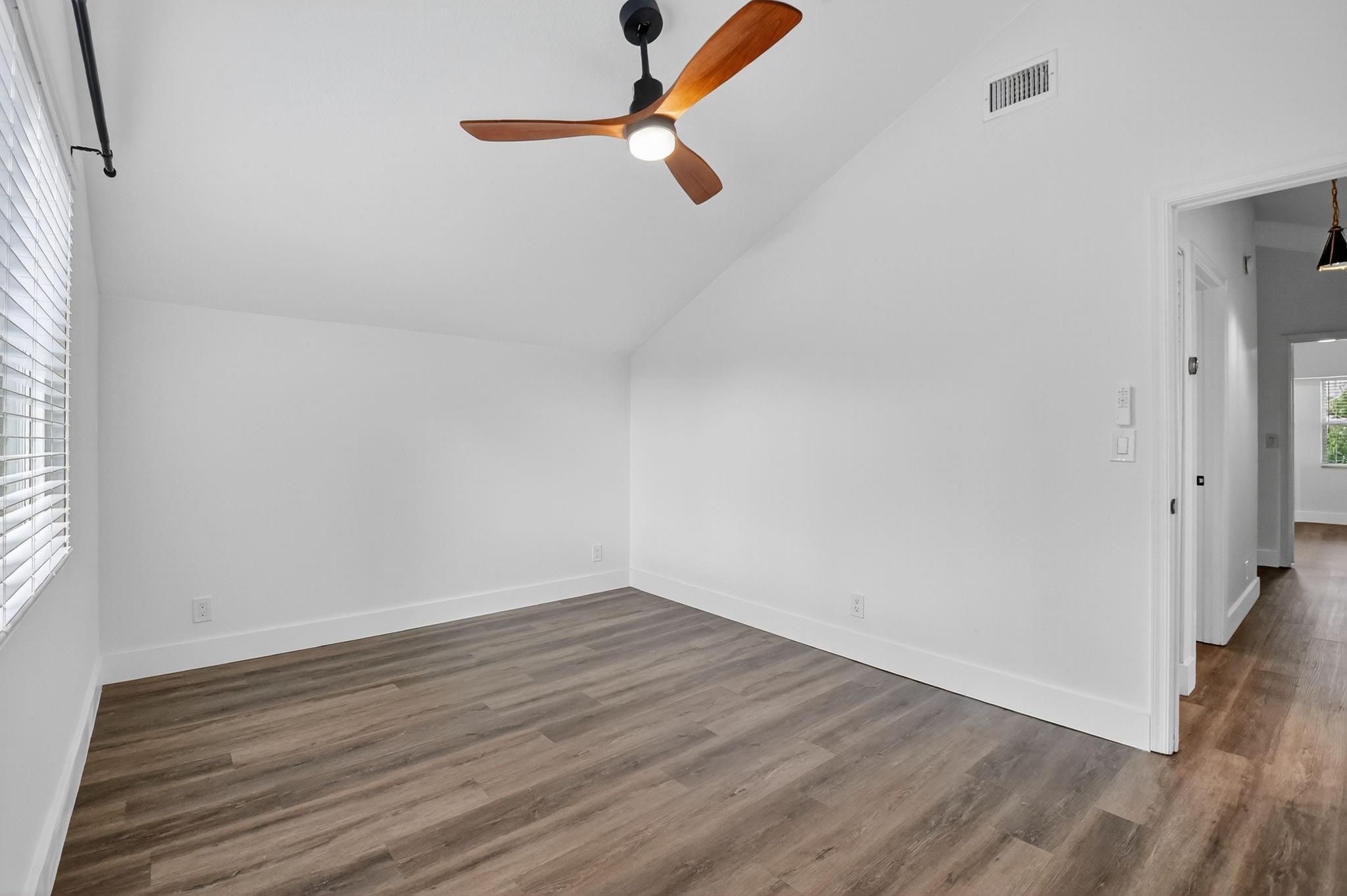 Victoria Woods 01 - Residential