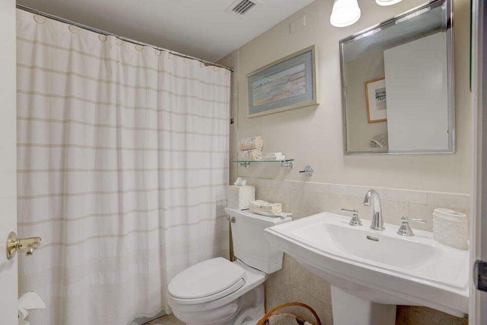 BAY COLONY CONDO - Residential Lease