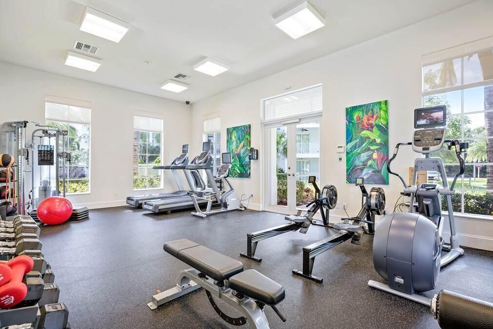 BAY COLONY CONDO - Residential Lease