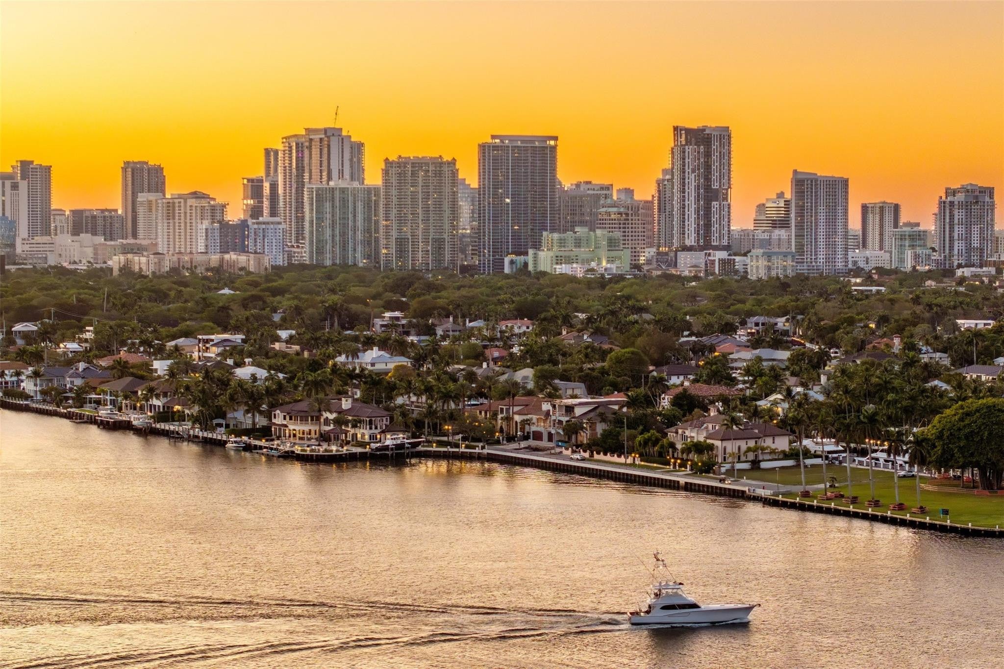 Nestled on one of Fort Lauderdales most desired streets, with only 17 – image 7