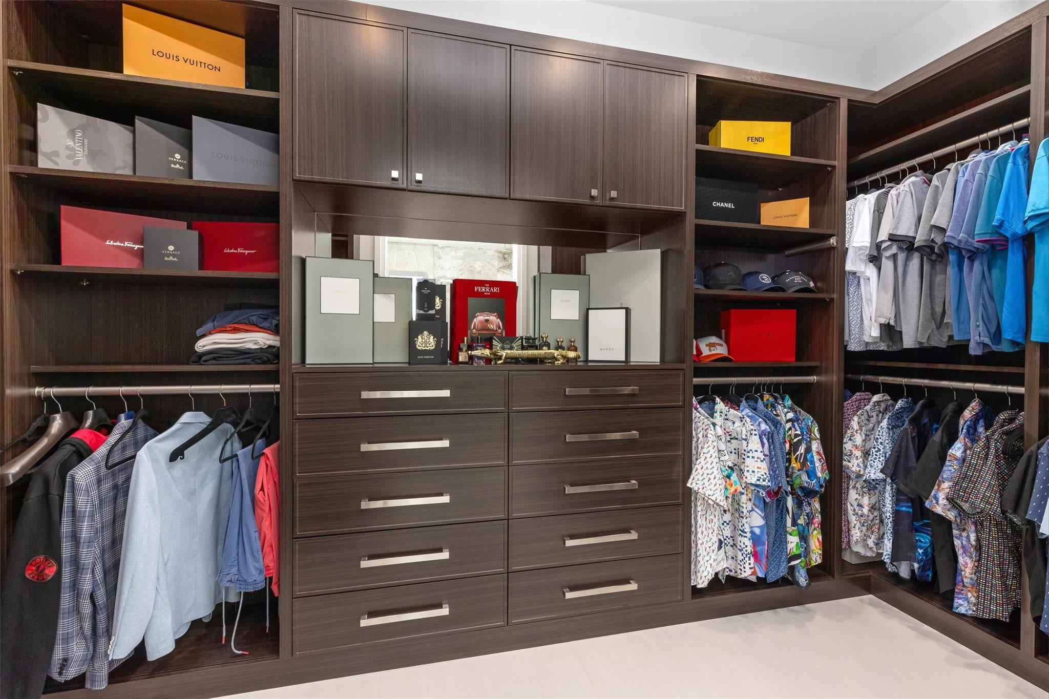 Nestled on one of Fort Lauderdales most desired streets, with only 17 – image 59