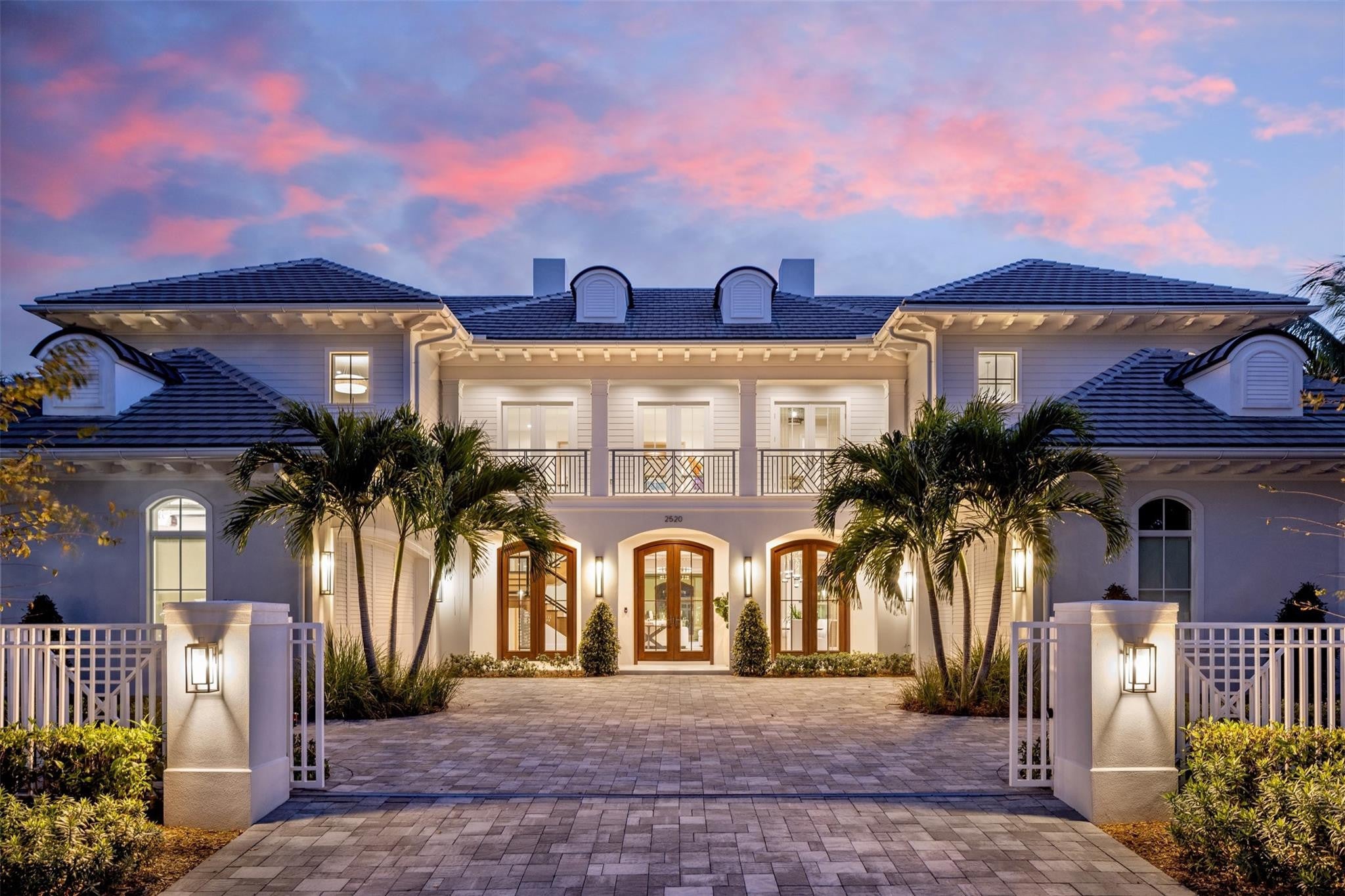 Nestled on one of Fort Lauderdales most desired streets, with only 17 – image 1