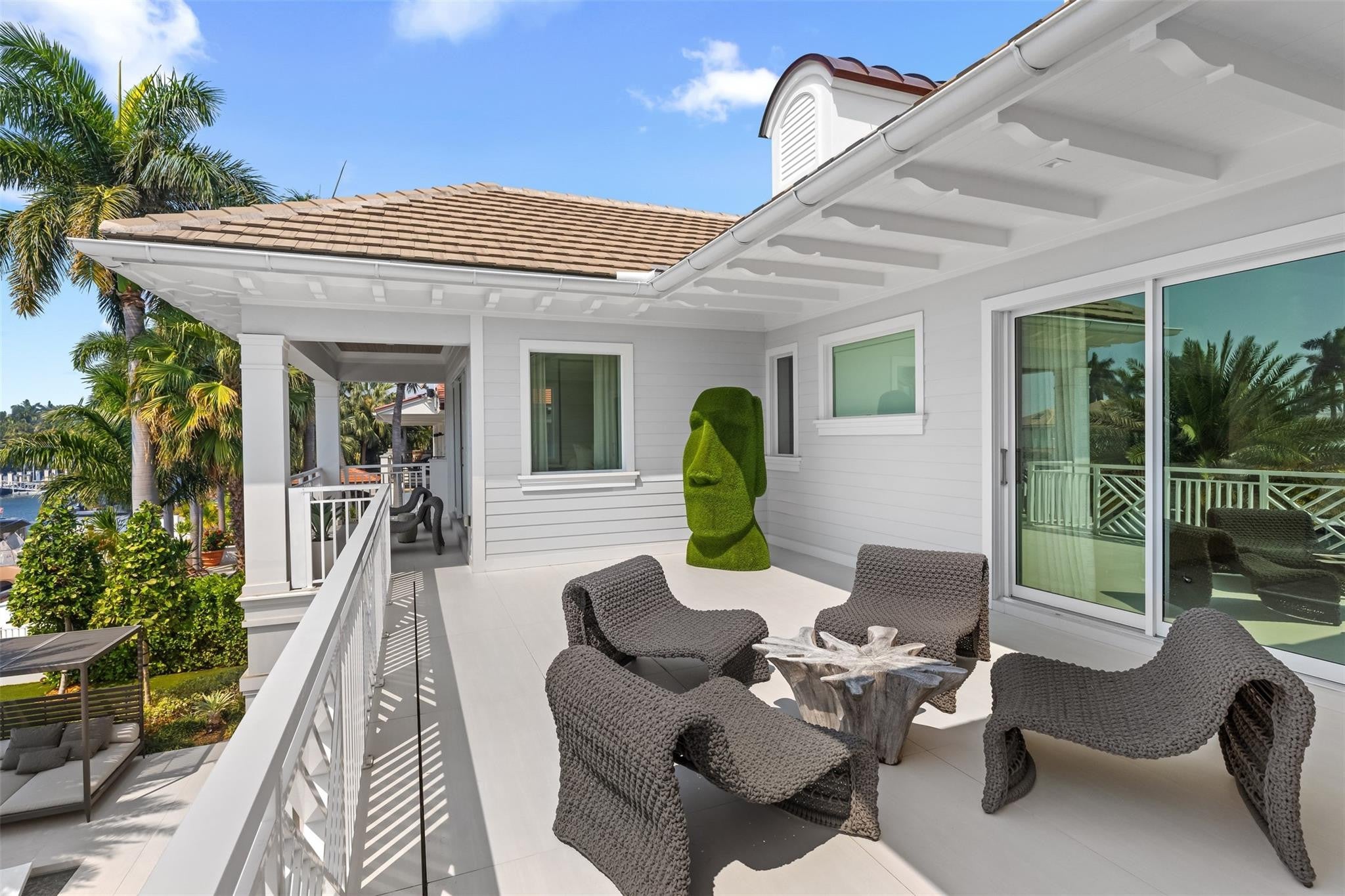 Nestled on one of Fort Lauderdales most desired streets, with only 17 – image 94