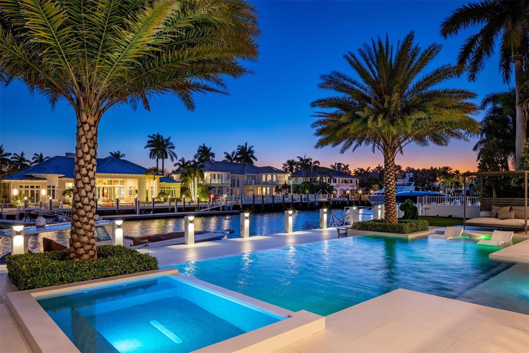 Nestled on one of Fort Lauderdales most desired streets, with only 17 – image 97