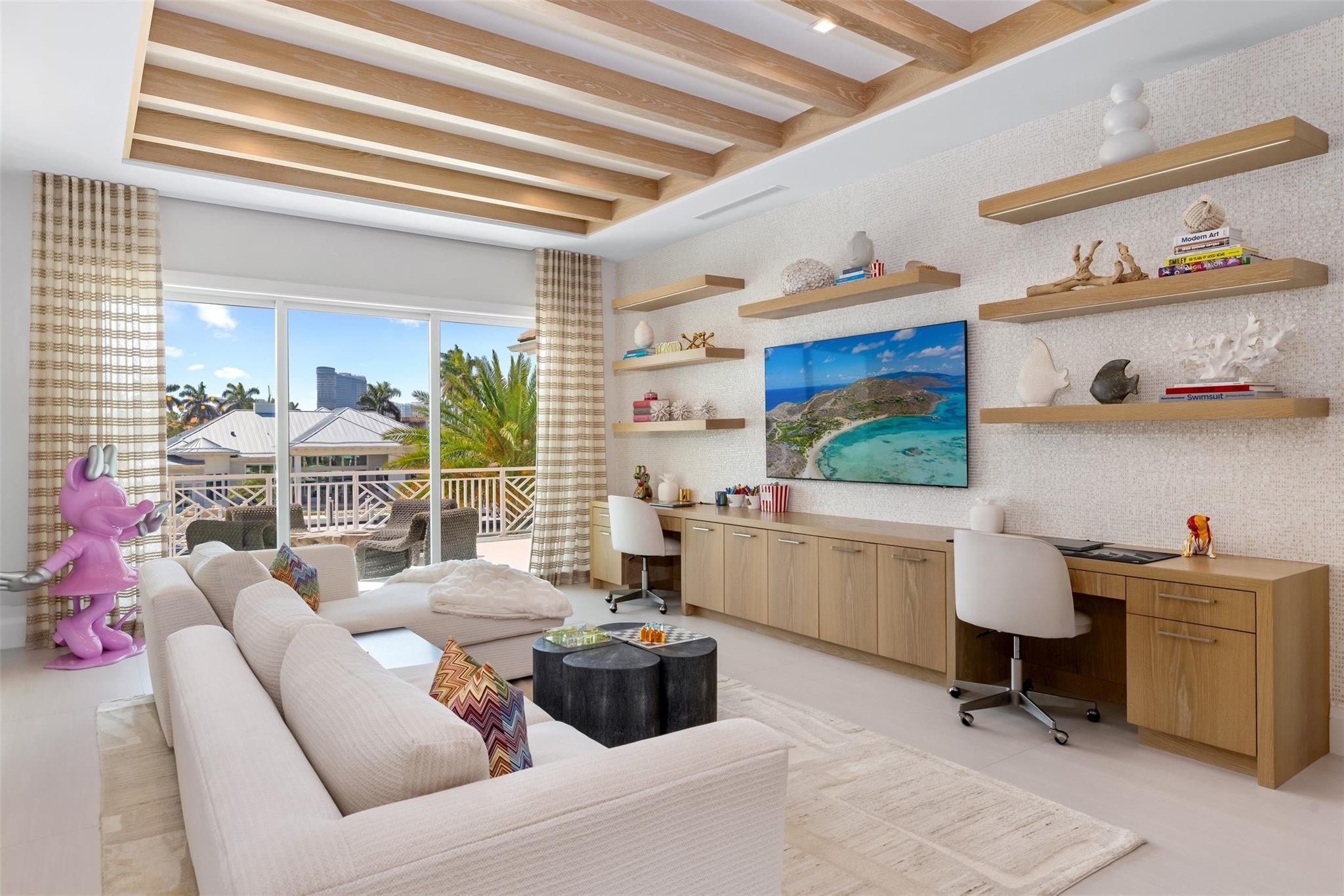 Nestled on one of Fort Lauderdales most desired streets, with only 17 – image 43