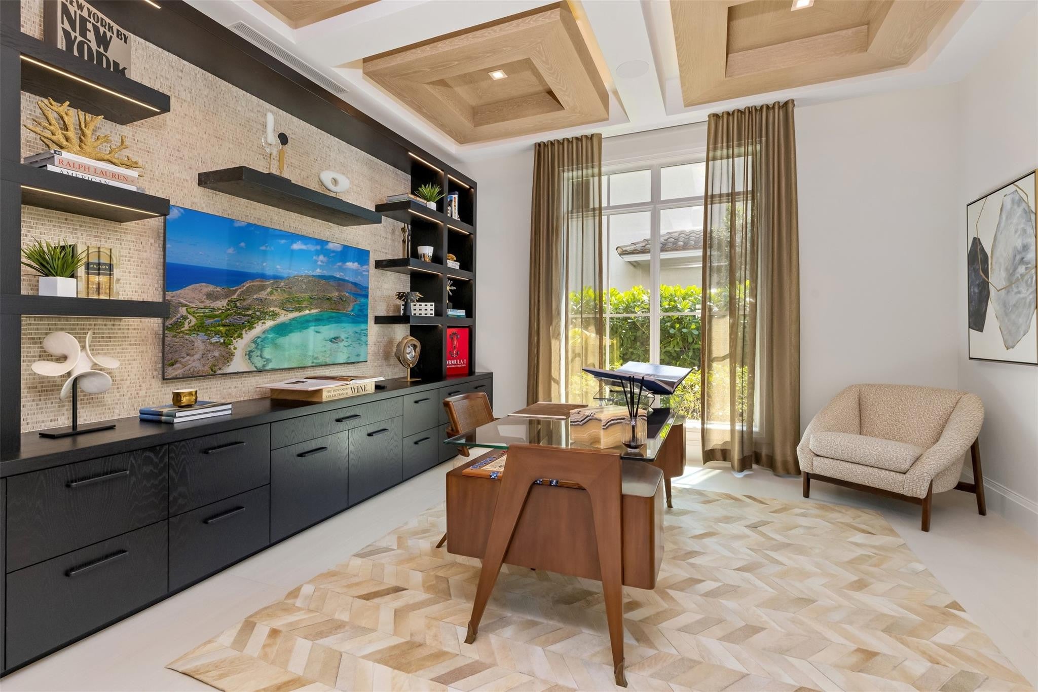 Nestled on one of Fort Lauderdales most desired streets, with only 17 – image 40