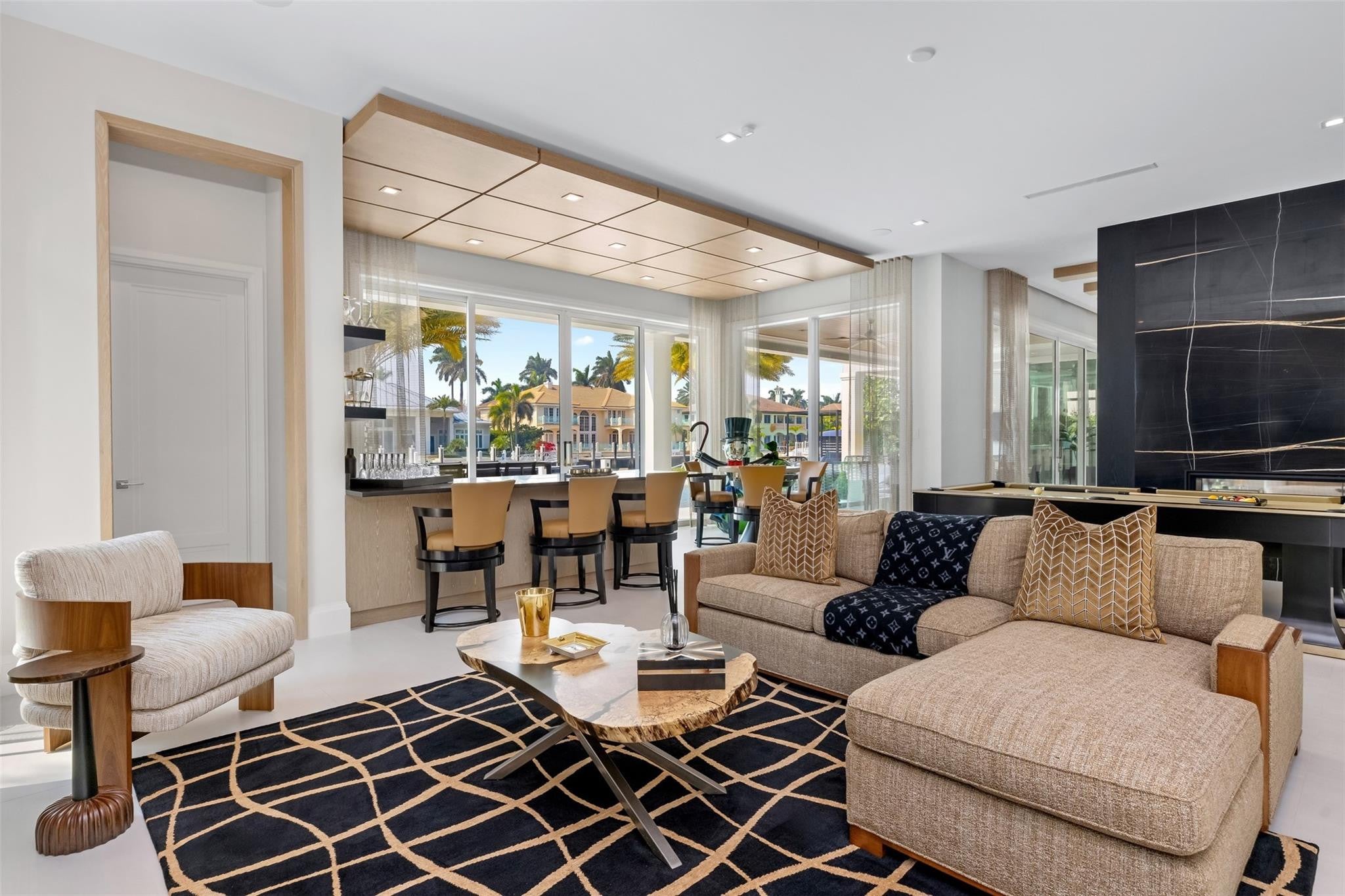 Nestled on one of Fort Lauderdales most desired streets, with only 17 – image 35