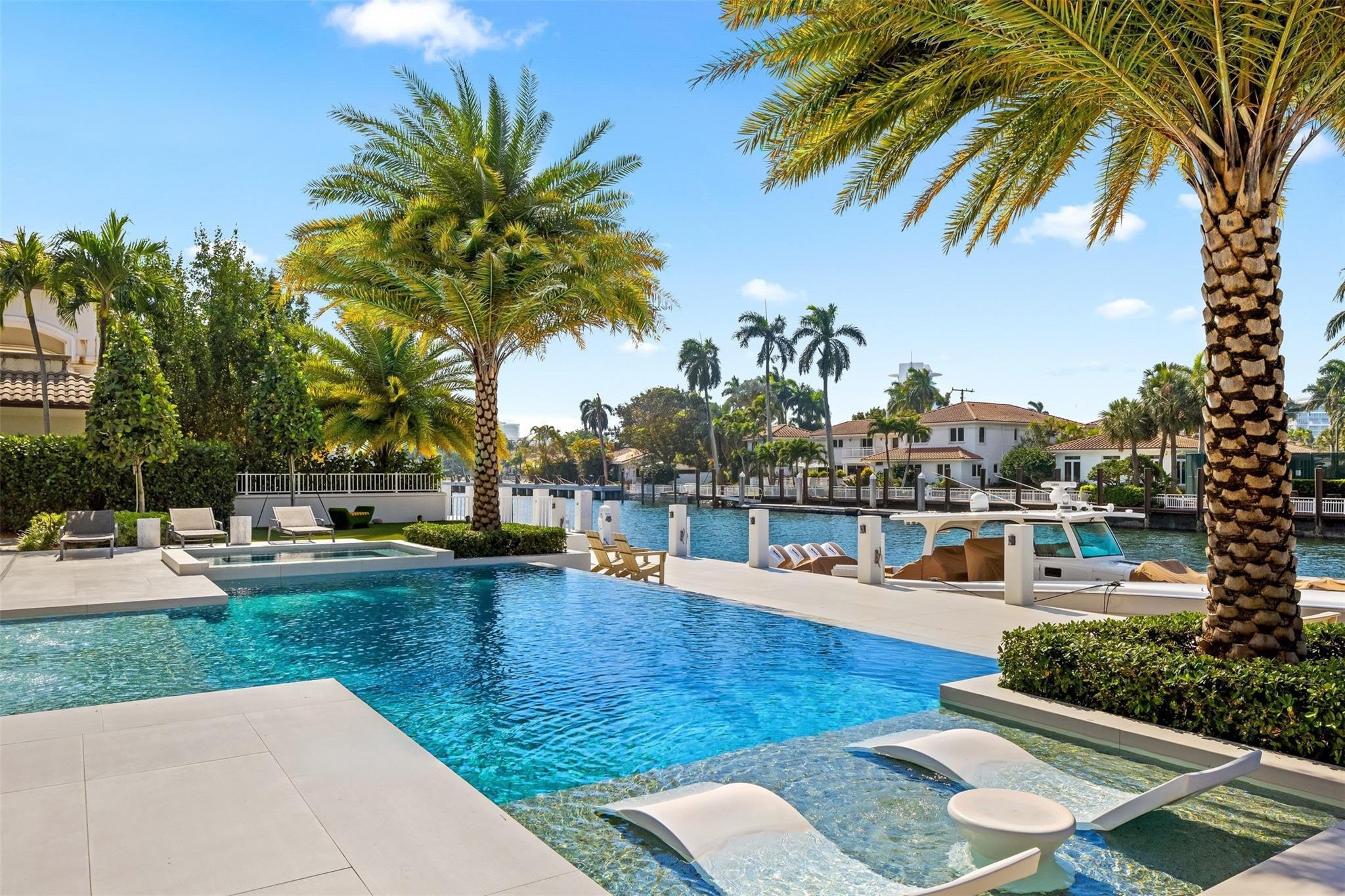 Nestled on one of Fort Lauderdales most desired streets, with only 17 – image 84
