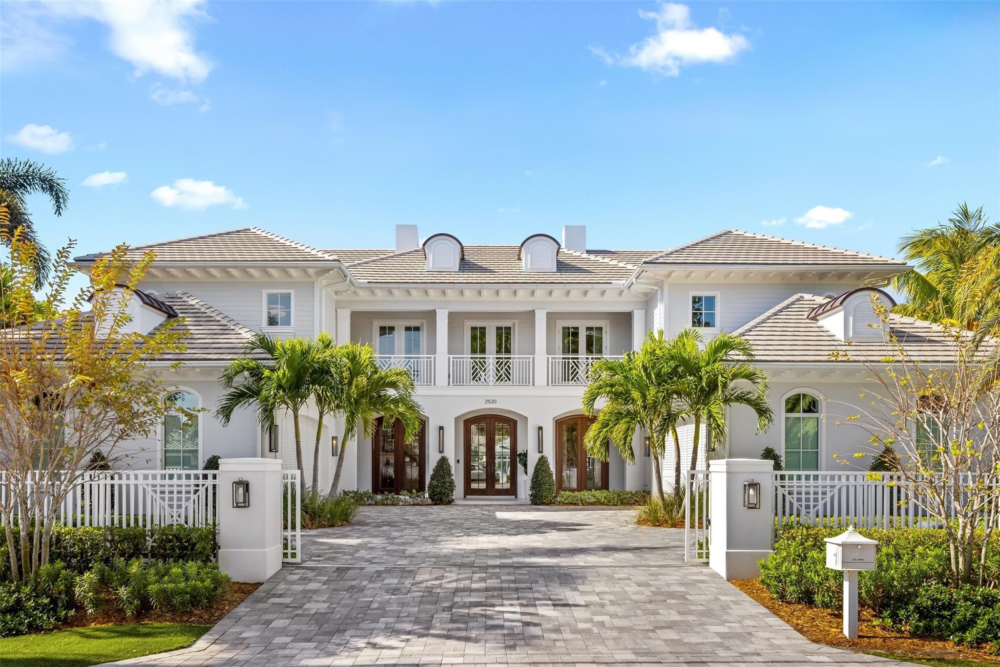 Nestled on one of Fort Lauderdales most desired streets, with only 17 – image 88