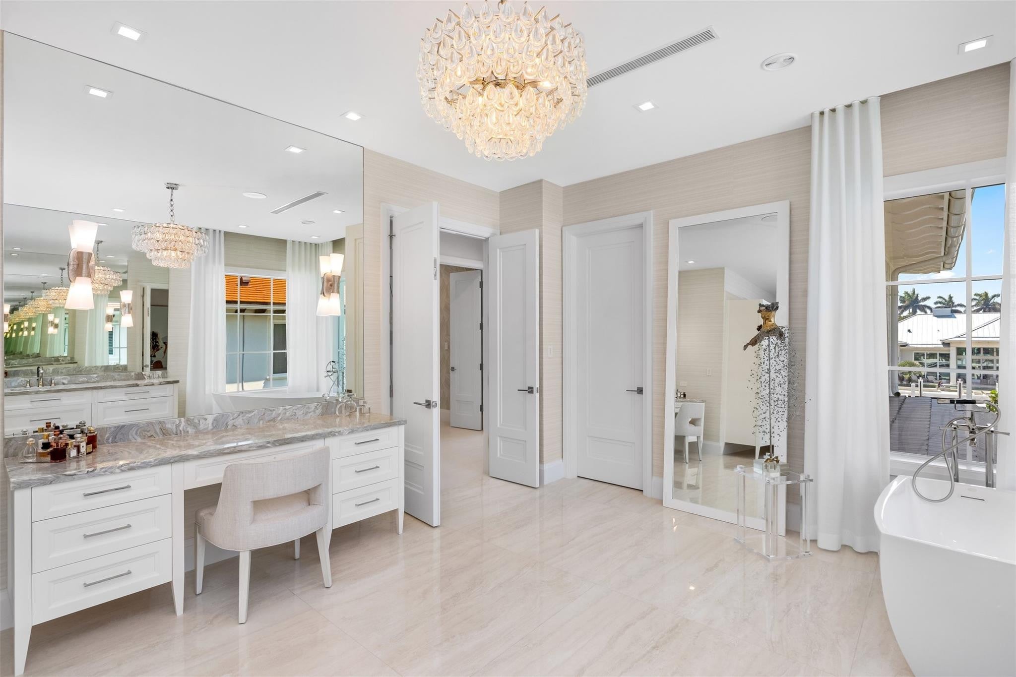 Nestled on one of Fort Lauderdales most desired streets, with only 17 – image 52