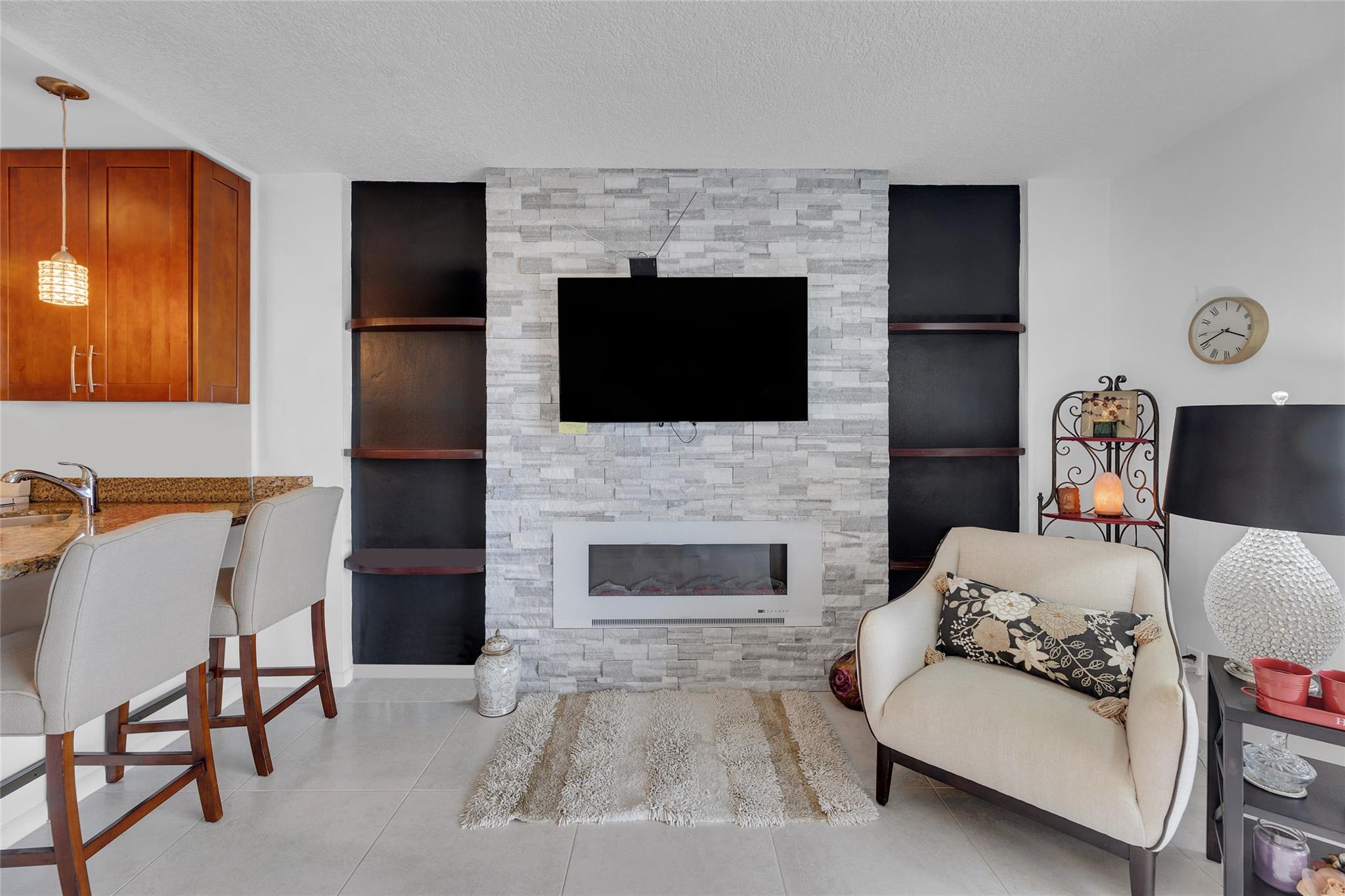 Lauderdale Tower - Residential Lease