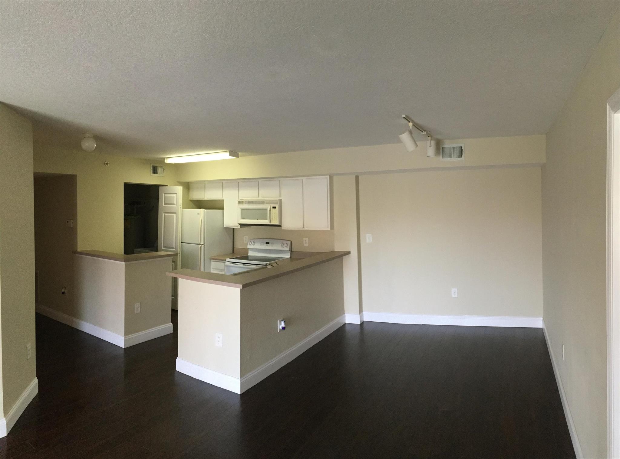 THE CLUB AT ST LUCIE WEST - Residential Lease
