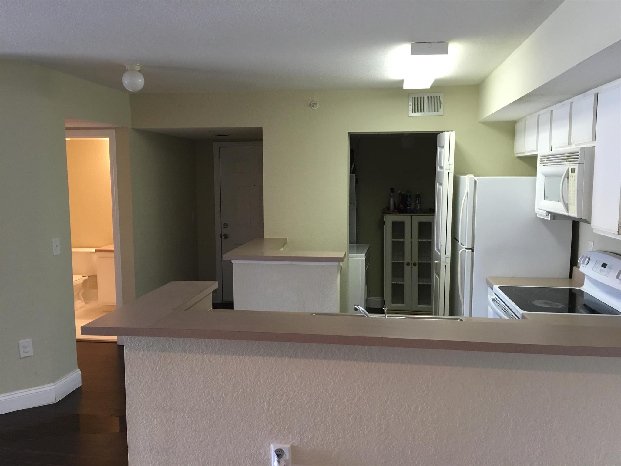 THE CLUB AT ST LUCIE WEST - Residential Lease