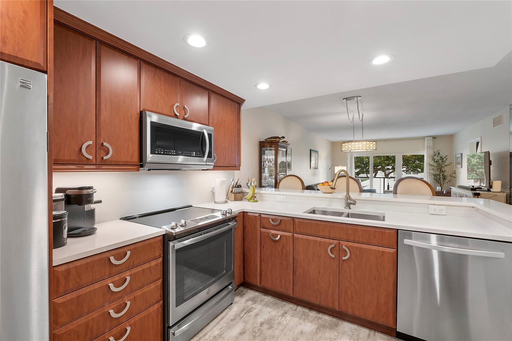 1500 S Ocean Blvd 207