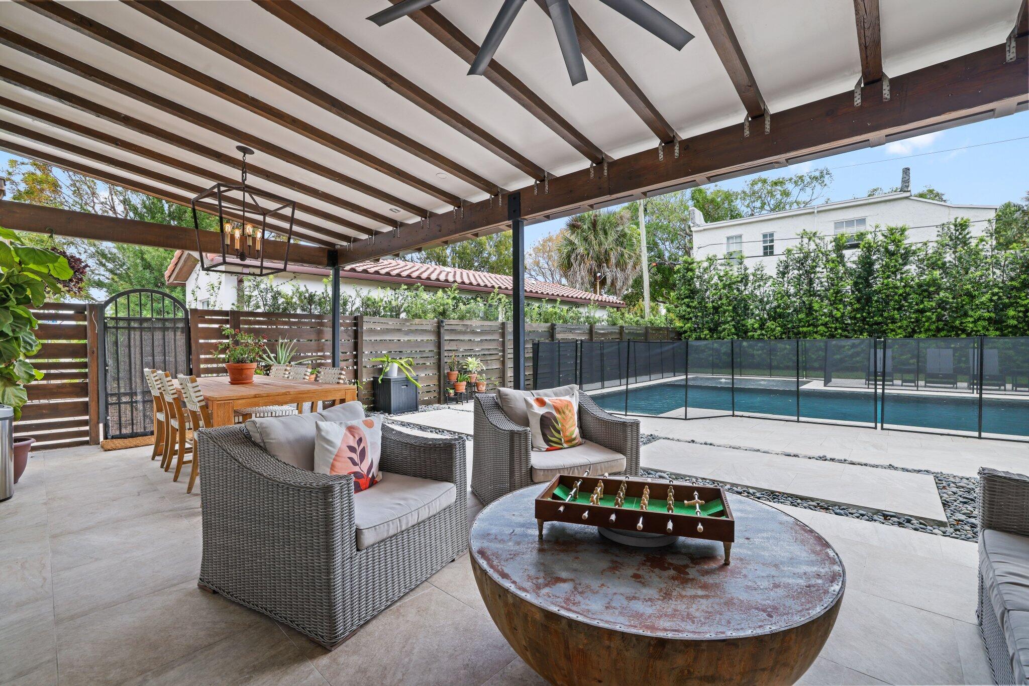 FLAMINGO PARK - Residential