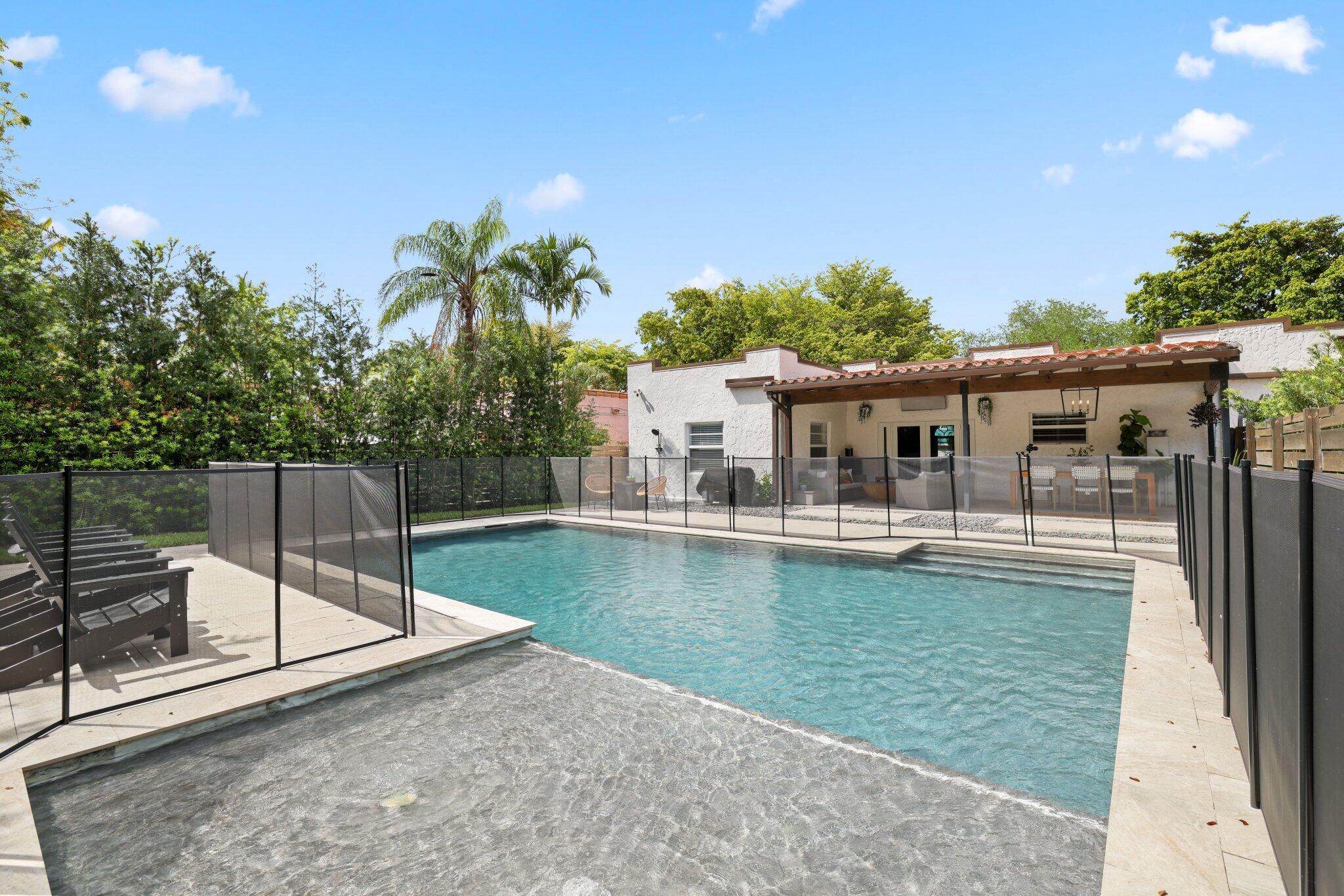 FLAMINGO PARK - Residential