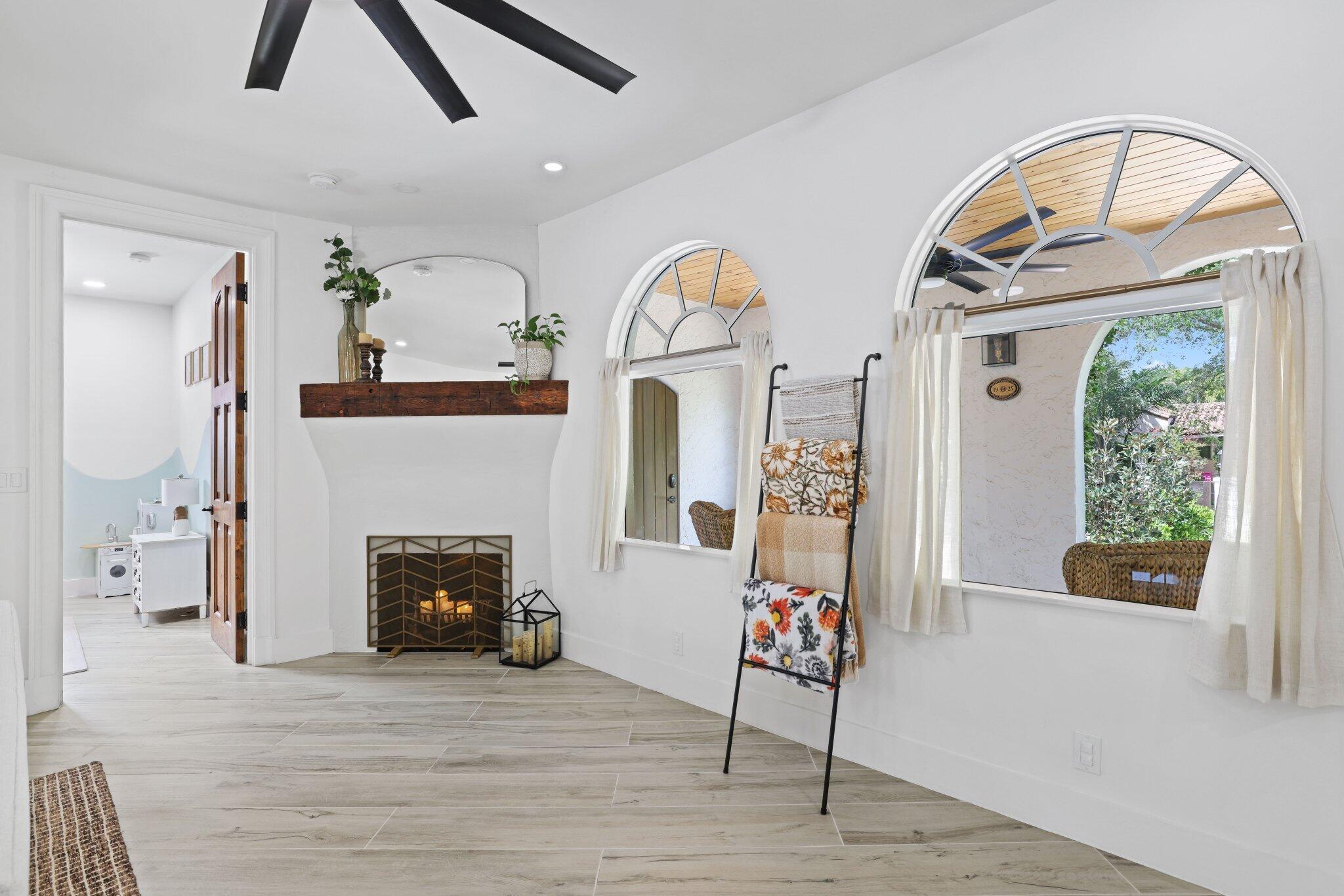 FLAMINGO PARK - Residential