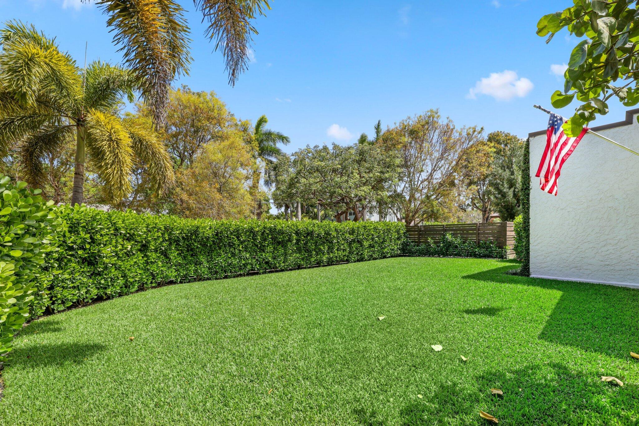 FLAMINGO PARK - Residential