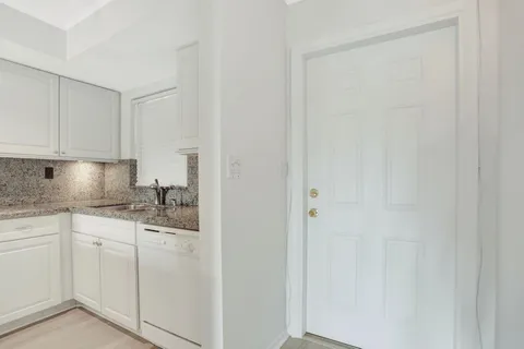 1332 Bayview Drive Unit 303, Fort Lauderdale, FL MLS: R11071124