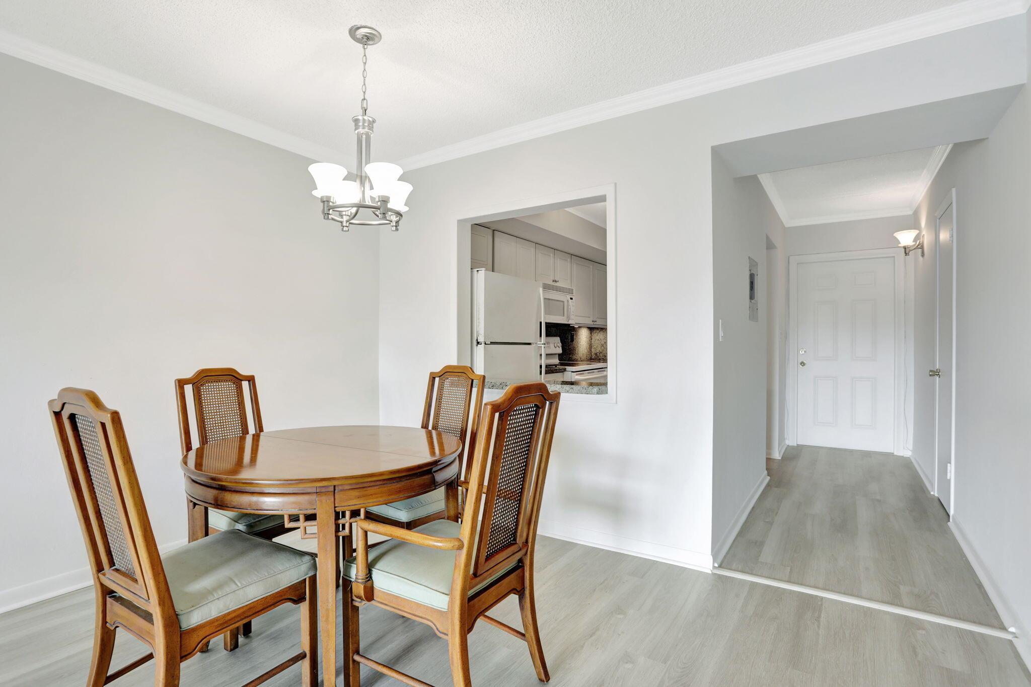 HAWTHORNE BAY CONDO - Residential