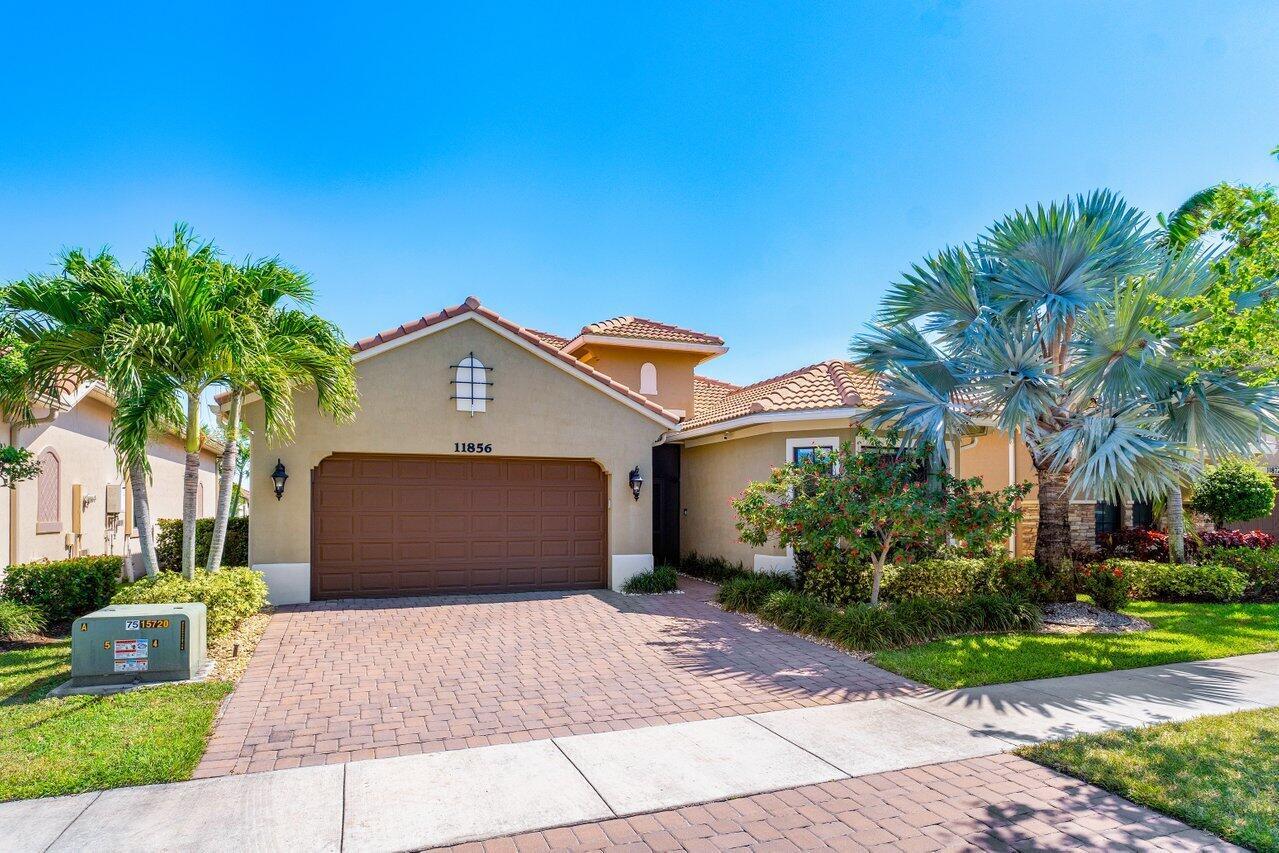 11856 Leon Circle N