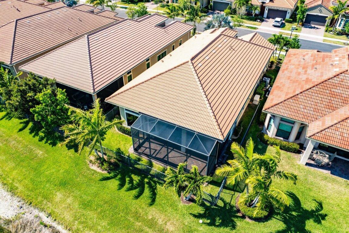 PARKLAND ROYALE - Residential