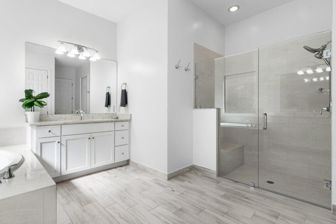 PARKLAND ROYALE - Residential