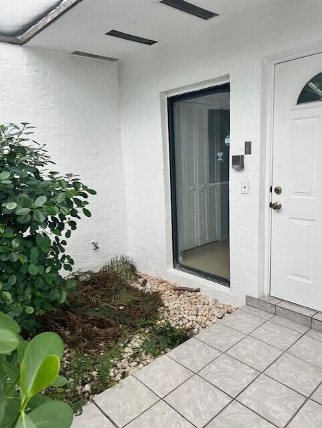 Photo of 845 NW 21st Way NW, Delray Beach, FL 33445 (MLS # R11068314)