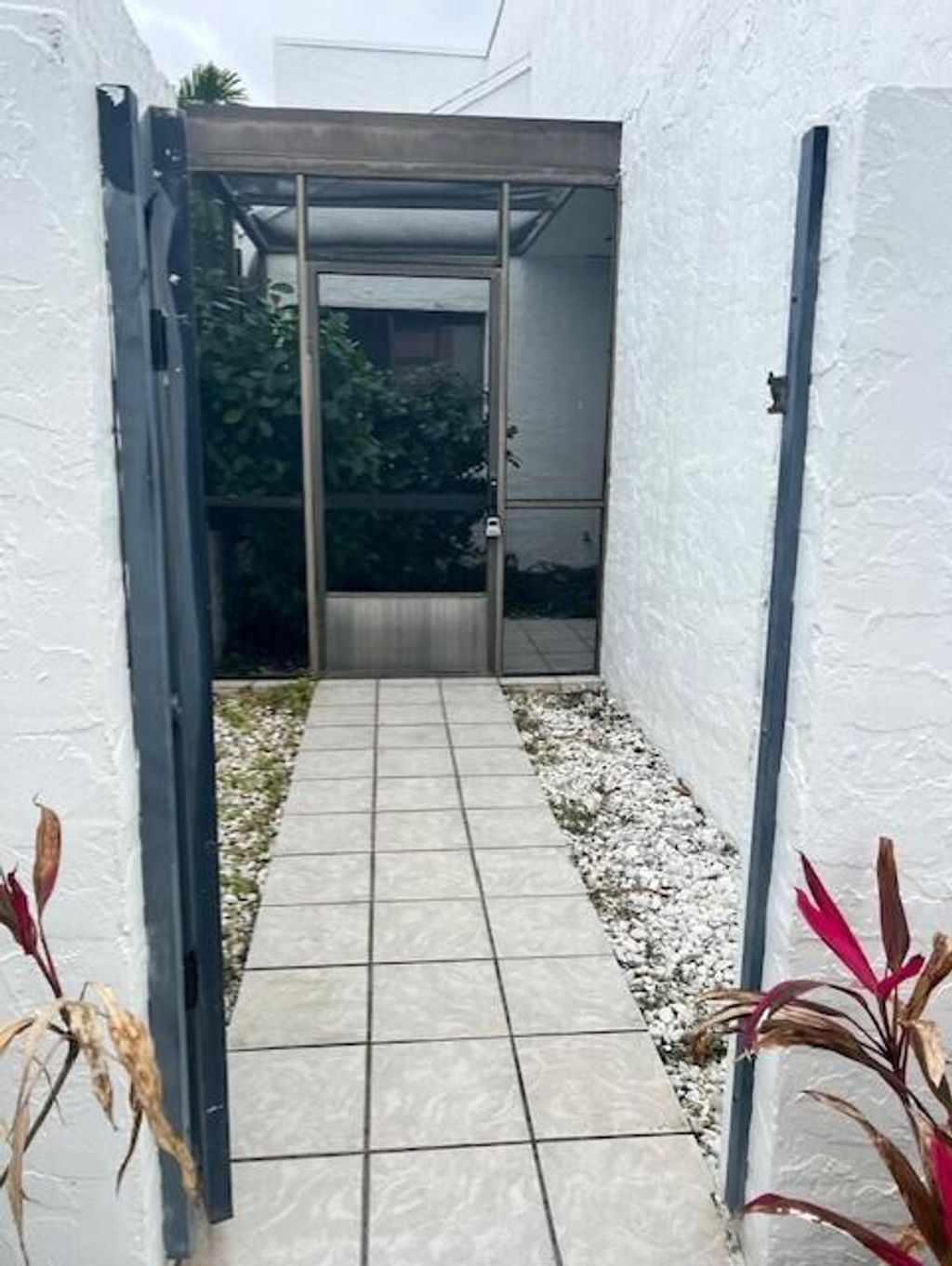 Photo of 845 NW 21st Way NW, Delray Beach, FL 33445 (MLS # R11068314)