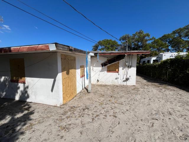 1620 SE Apache Avenue