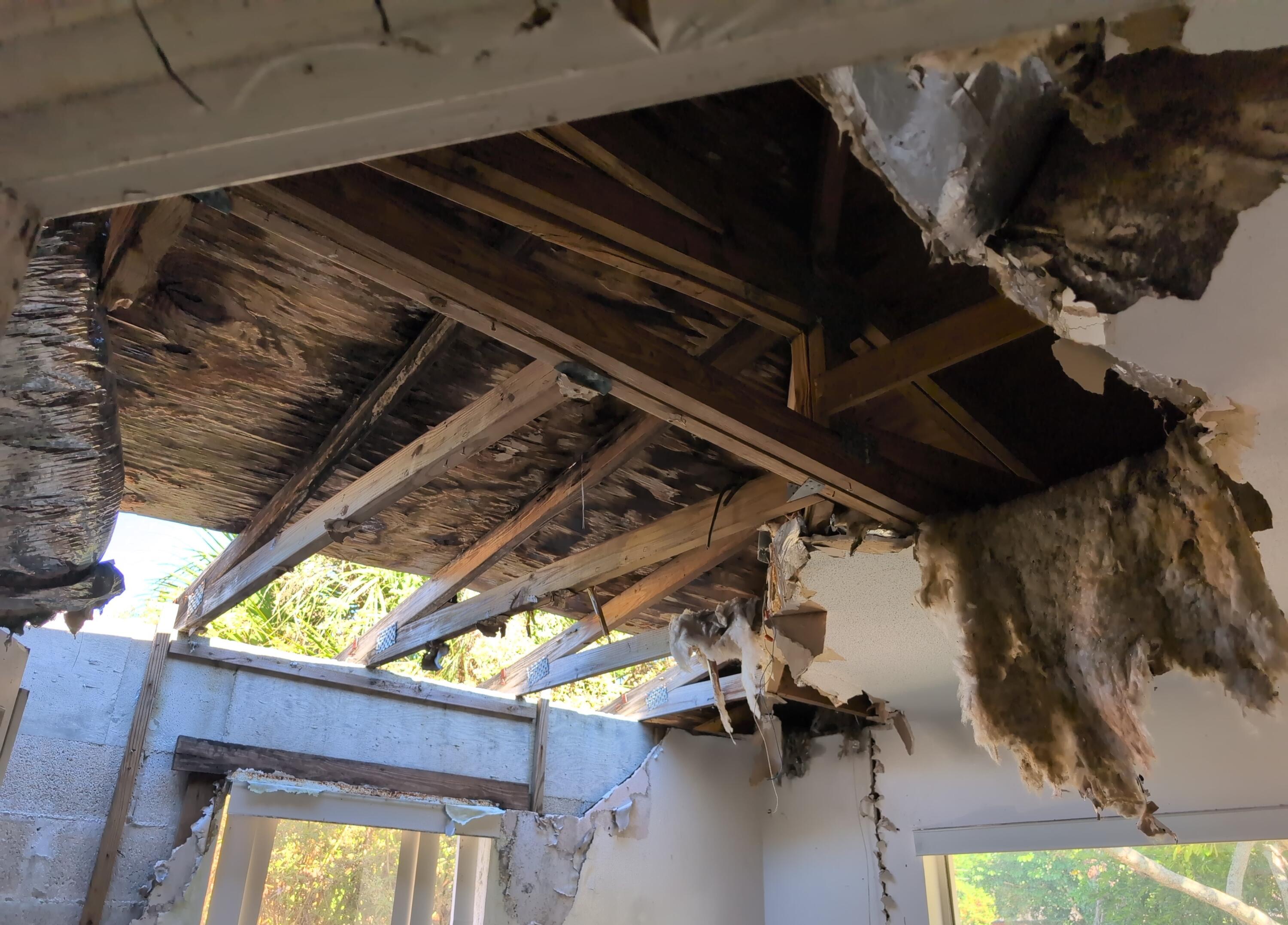 1620 SE Apache Avenue