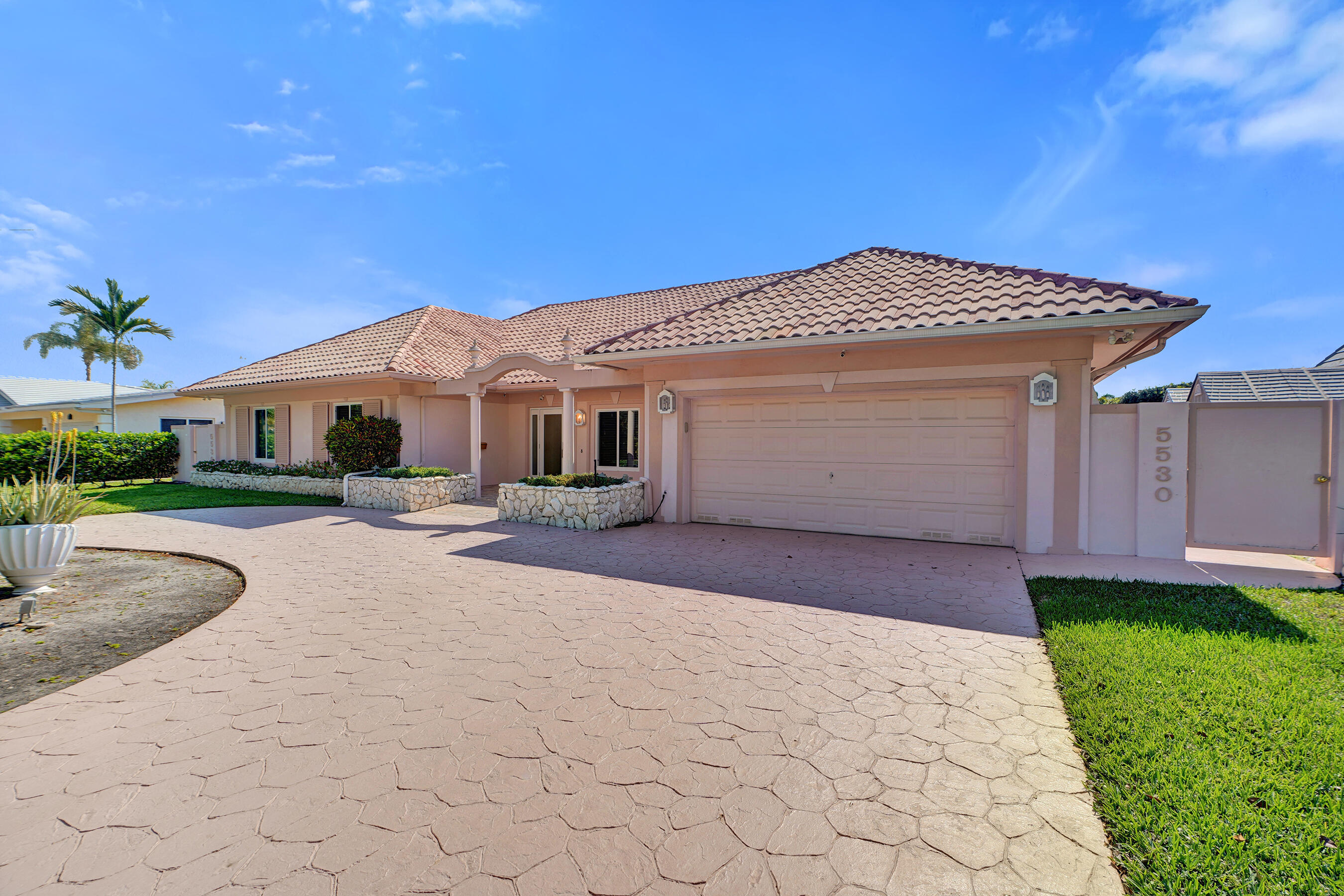 LANDINGS FIRST SEC - Residential