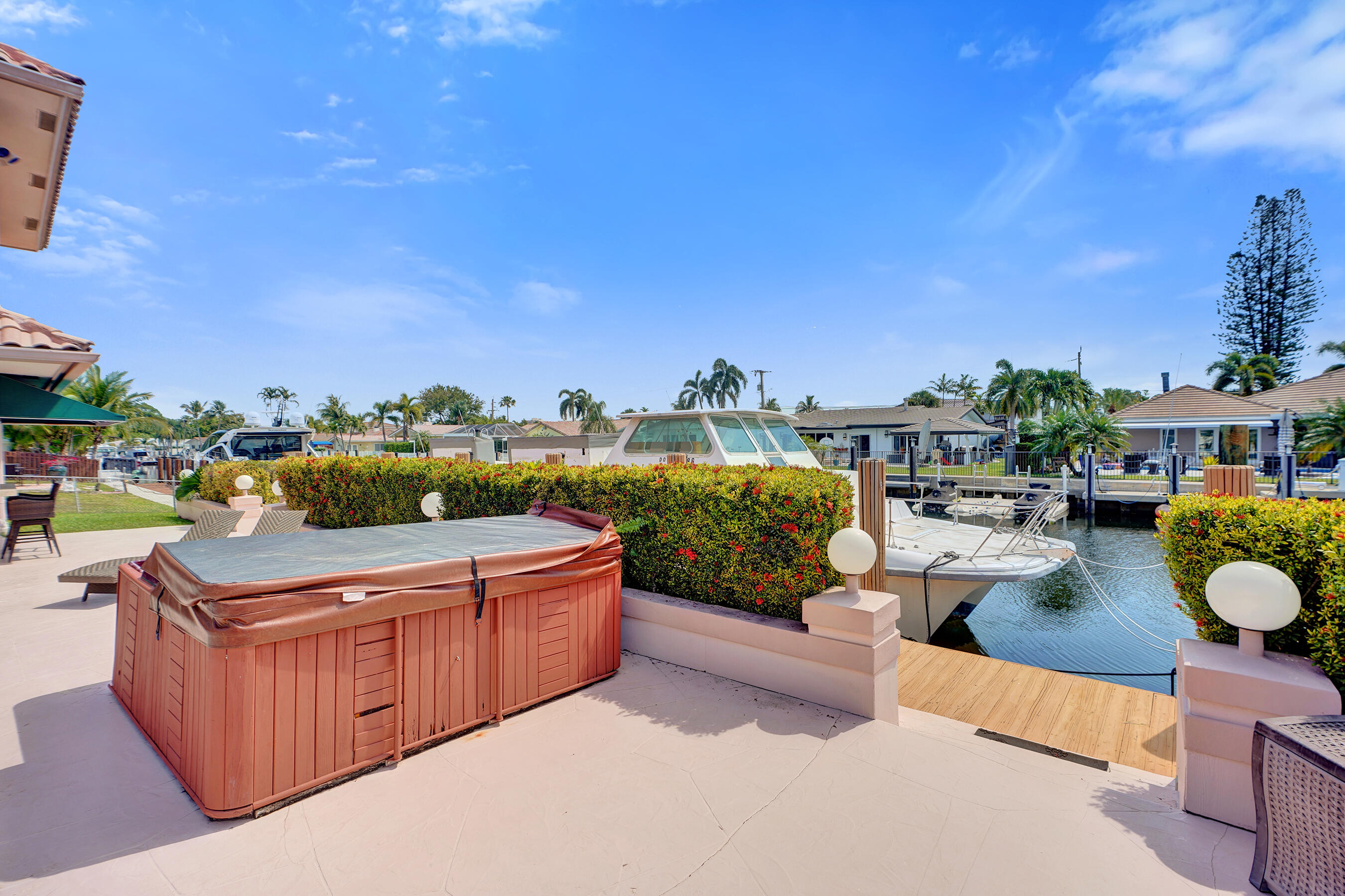 LANDINGS FIRST SEC - Residential