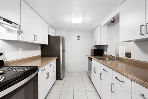 3220 N Pine Island Rd 508 Fort Lauderdale FL 33351