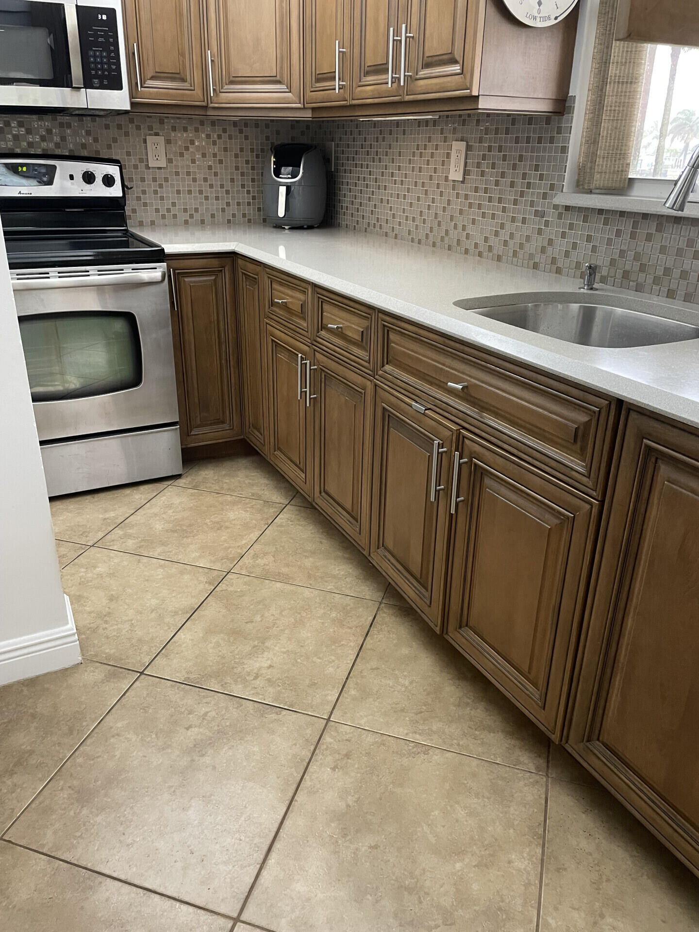 PENTHOUSE CONDO - Residential