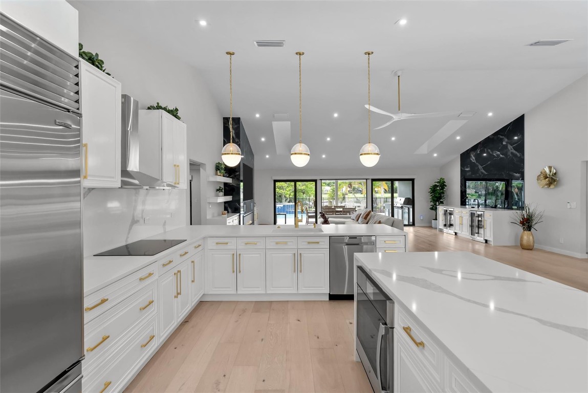 STONEWAL ESTATES - Residential