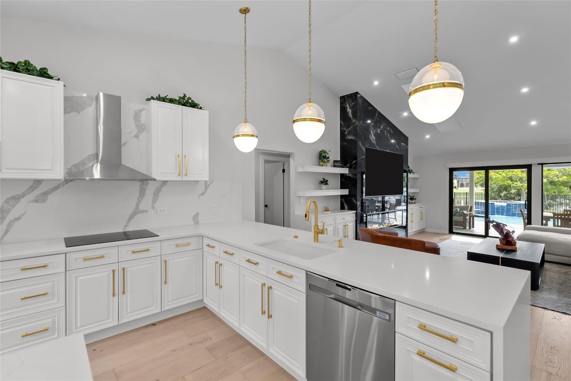 STONEWAL ESTATES - Residential