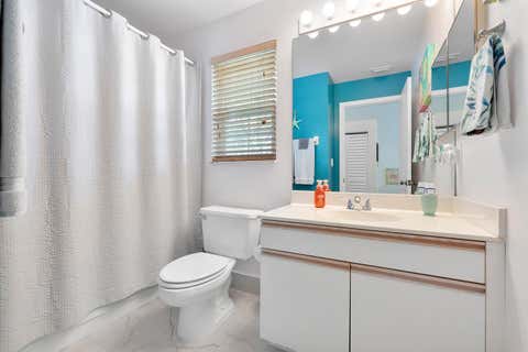 Tiny photo for 1950 Ne 7th St #105, Deerfield Beach, FL 33441 (MLS # B26028967)