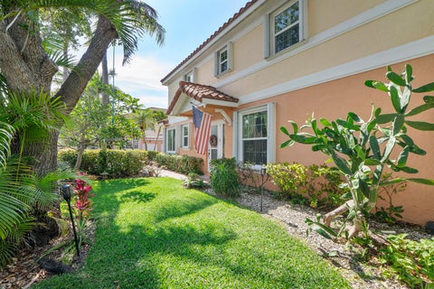 Tiny photo for 1950 Ne 7th St #105, Deerfield Beach, FL 33441 (MLS # B26028967)