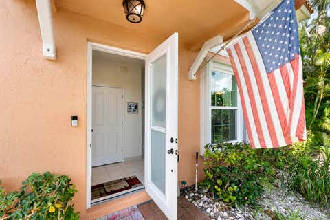 Tiny photo for 1950 Ne 7th St #105, Deerfield Beach, FL 33441 (MLS # B26028967)