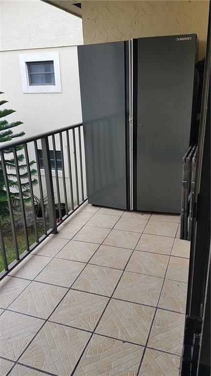 Palm Beach Place - Residential