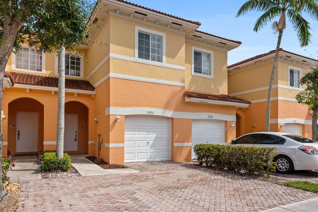 Photo of 5035 SE Mariner Garden Circle, Stuart, FL 34997 (MLS # R10966751)