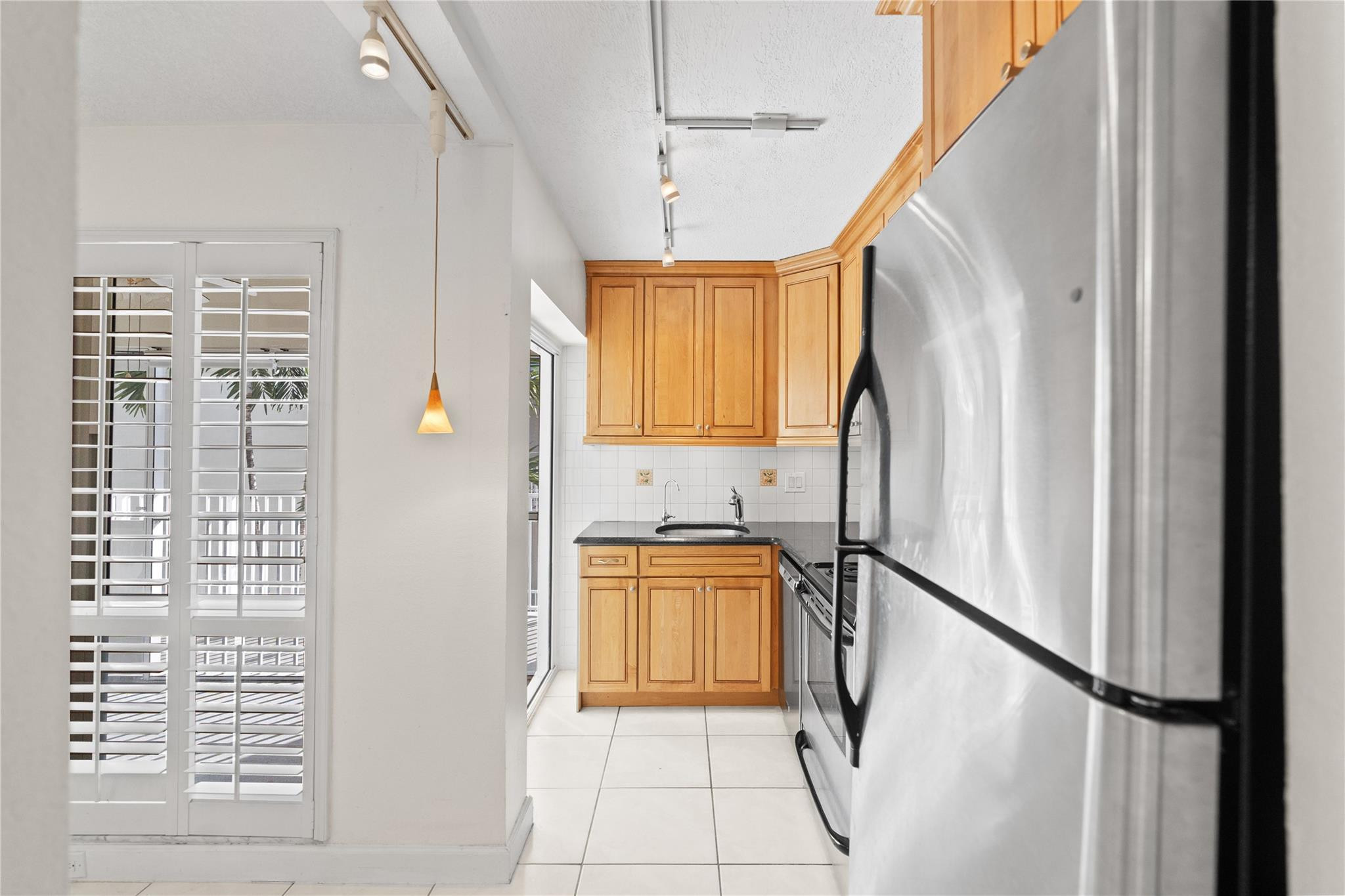 WHITTIER TOWERS - Residential