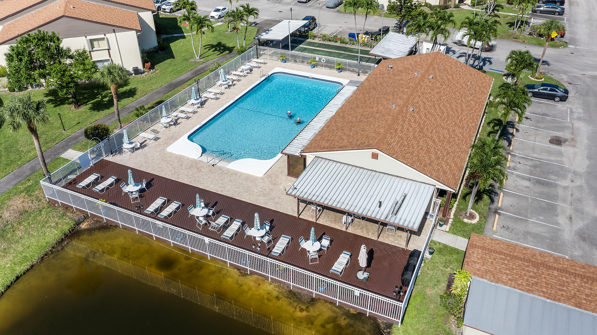 3561 Pine Tree Court A-2