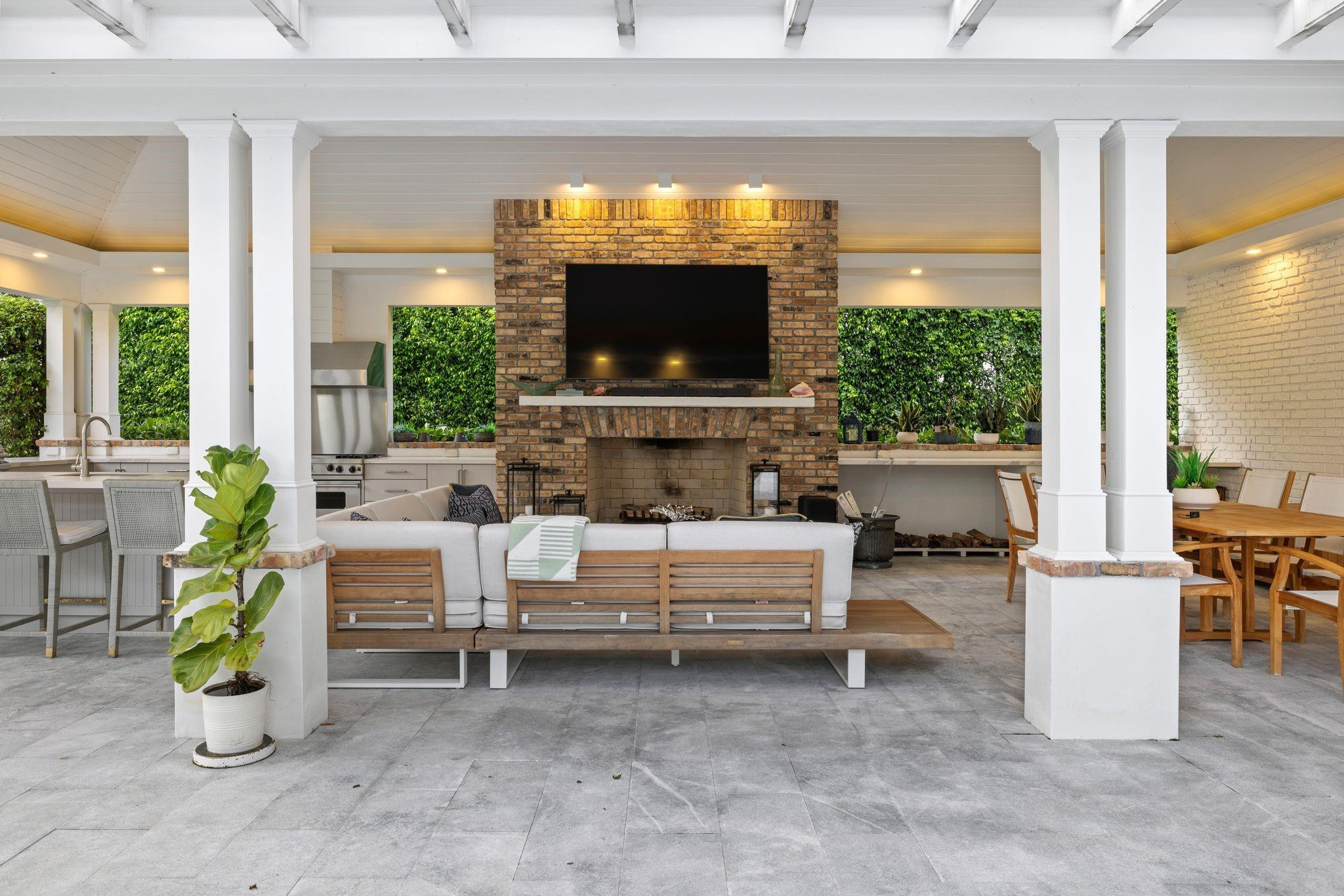 Coral Ridge Country Club - Residential