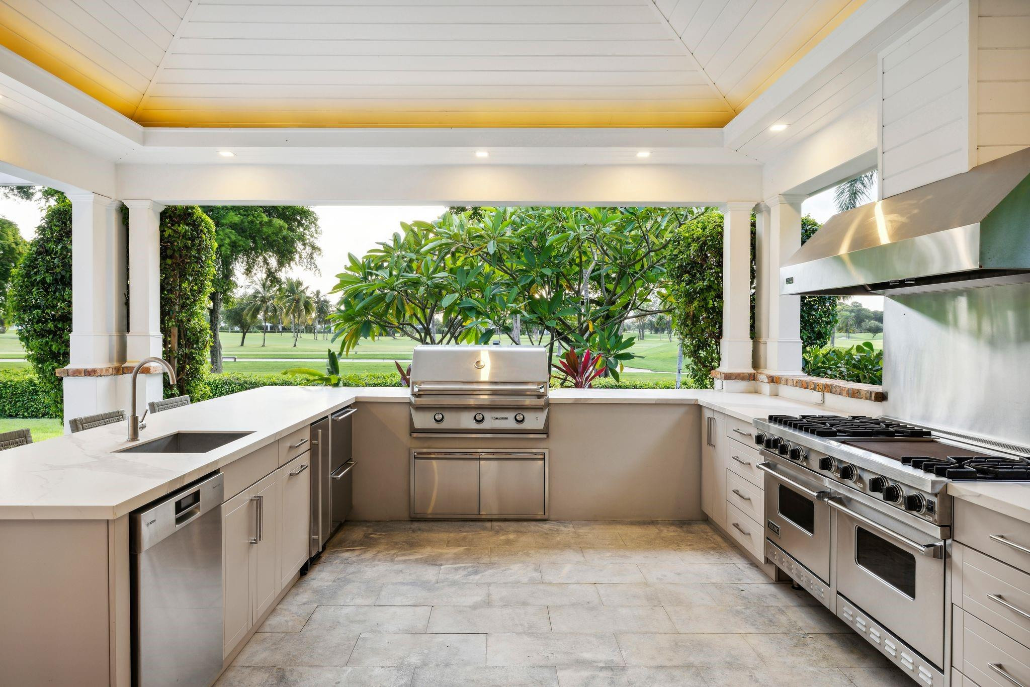 Coral Ridge Country Club - Residential